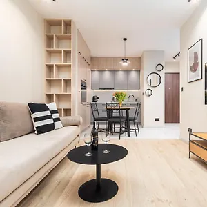 Bg Premium Mennica Apartment Warsaw